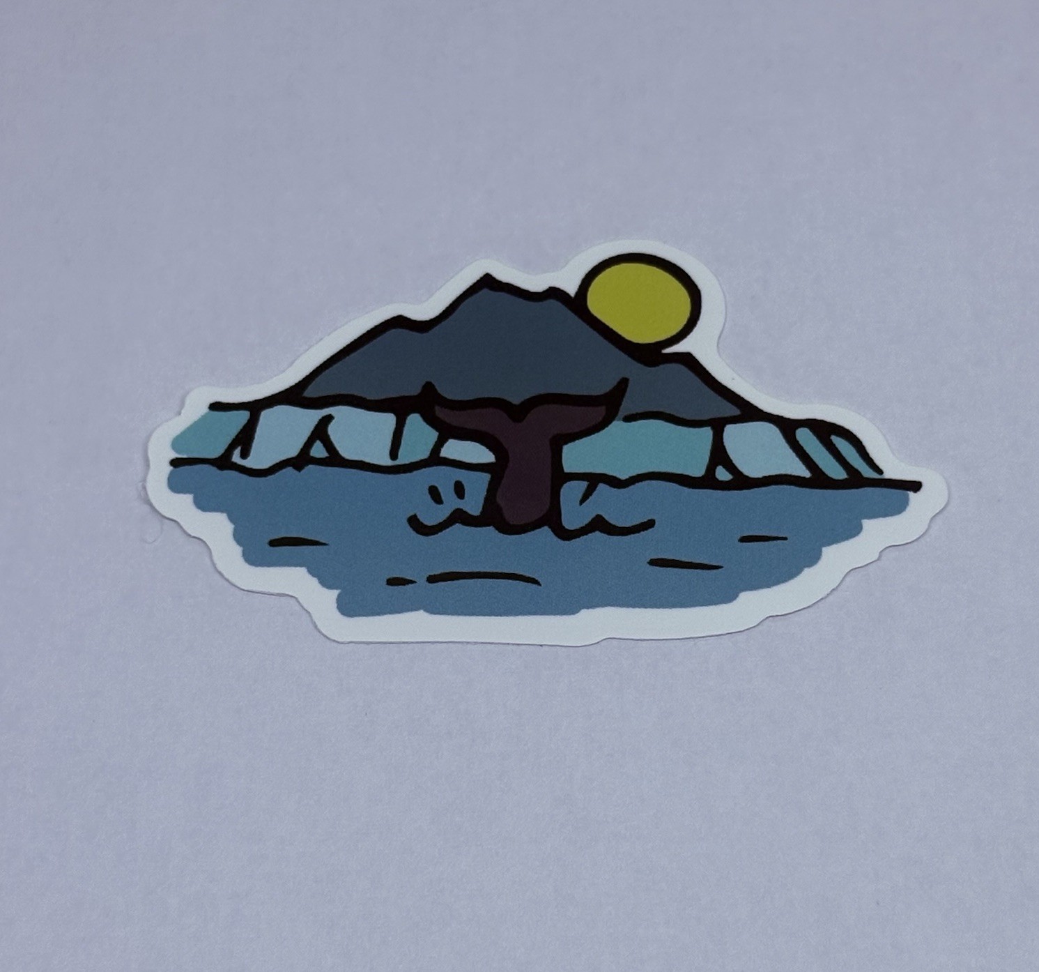 Whale Tail Sunset Sticker Travel Outdoors Mountain Art Decal Vinyl Souvenir Tc9