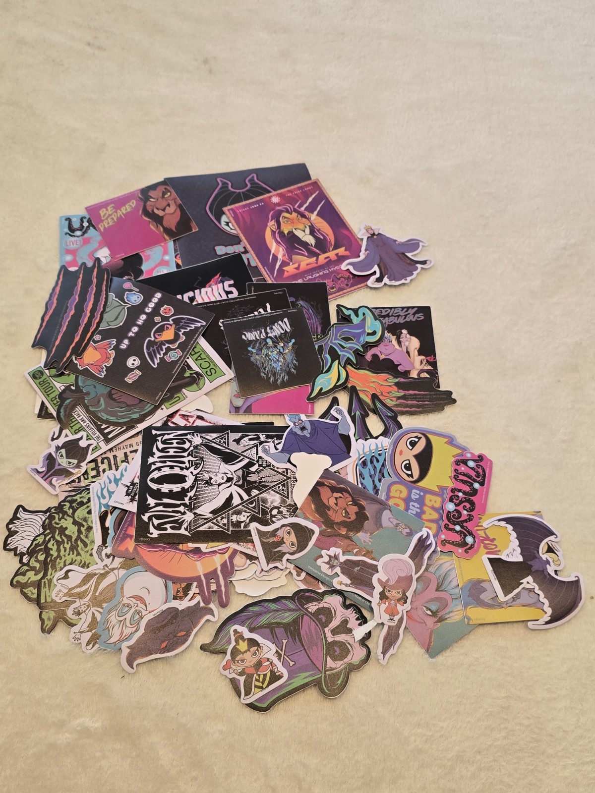 DISNEY VILLAINS Vinyl Decals – 100 decals count