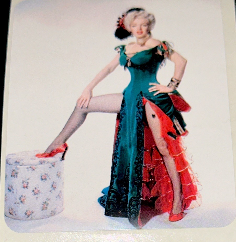 MARILYN MONROE STICKER✨💋✨❤️‍🔥✨💋✨3 3/8” x 2 5/8”✨VINTAGE✨WESTERN SEXY GIRL💫