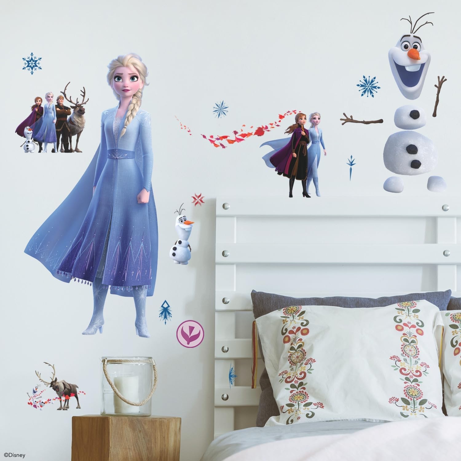 RoomMates RMK4075SCS Frozen 2 Peel and Stick Wall Decals