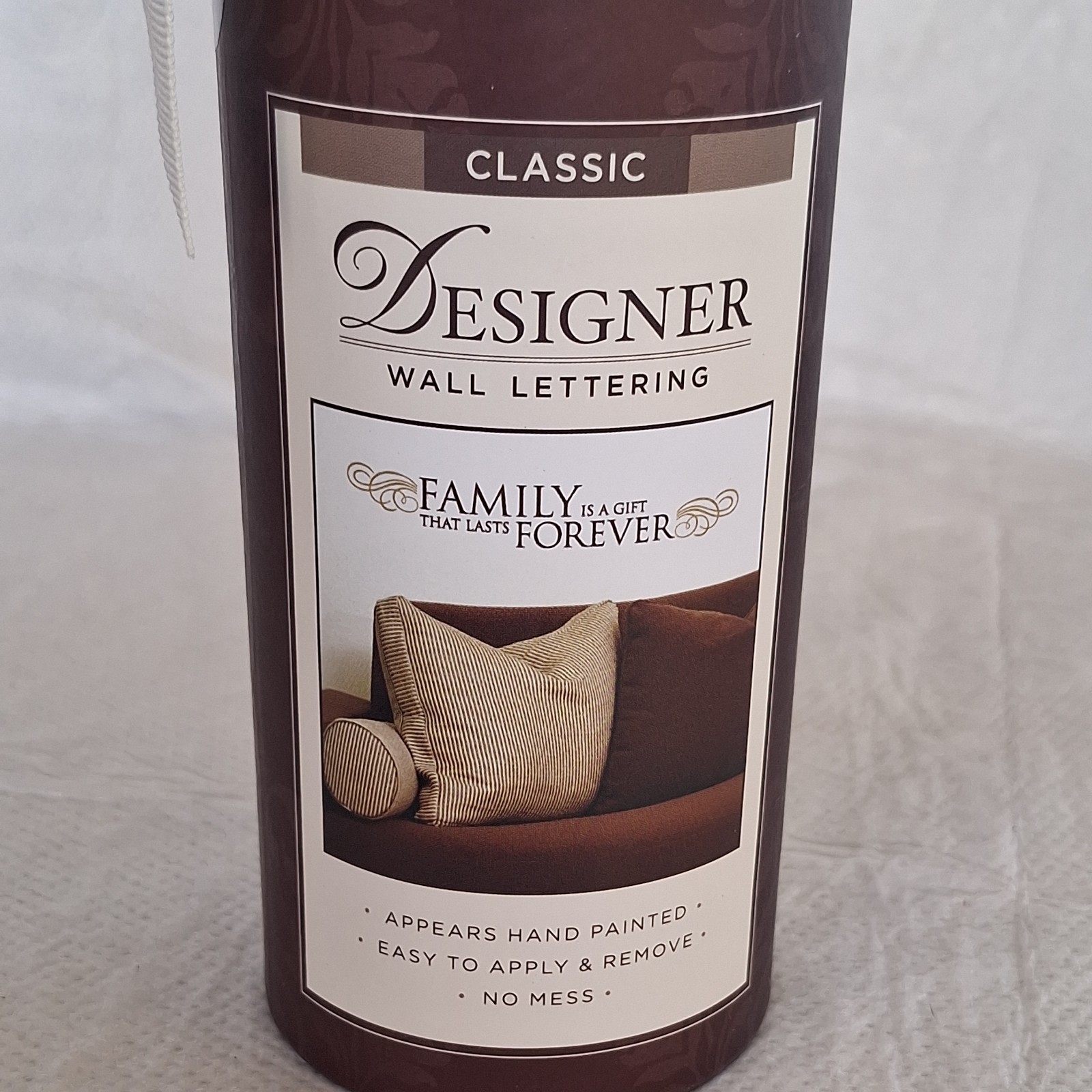 Designer Wall Lettering "Family Is A Gift That Lasts Forever" NIP