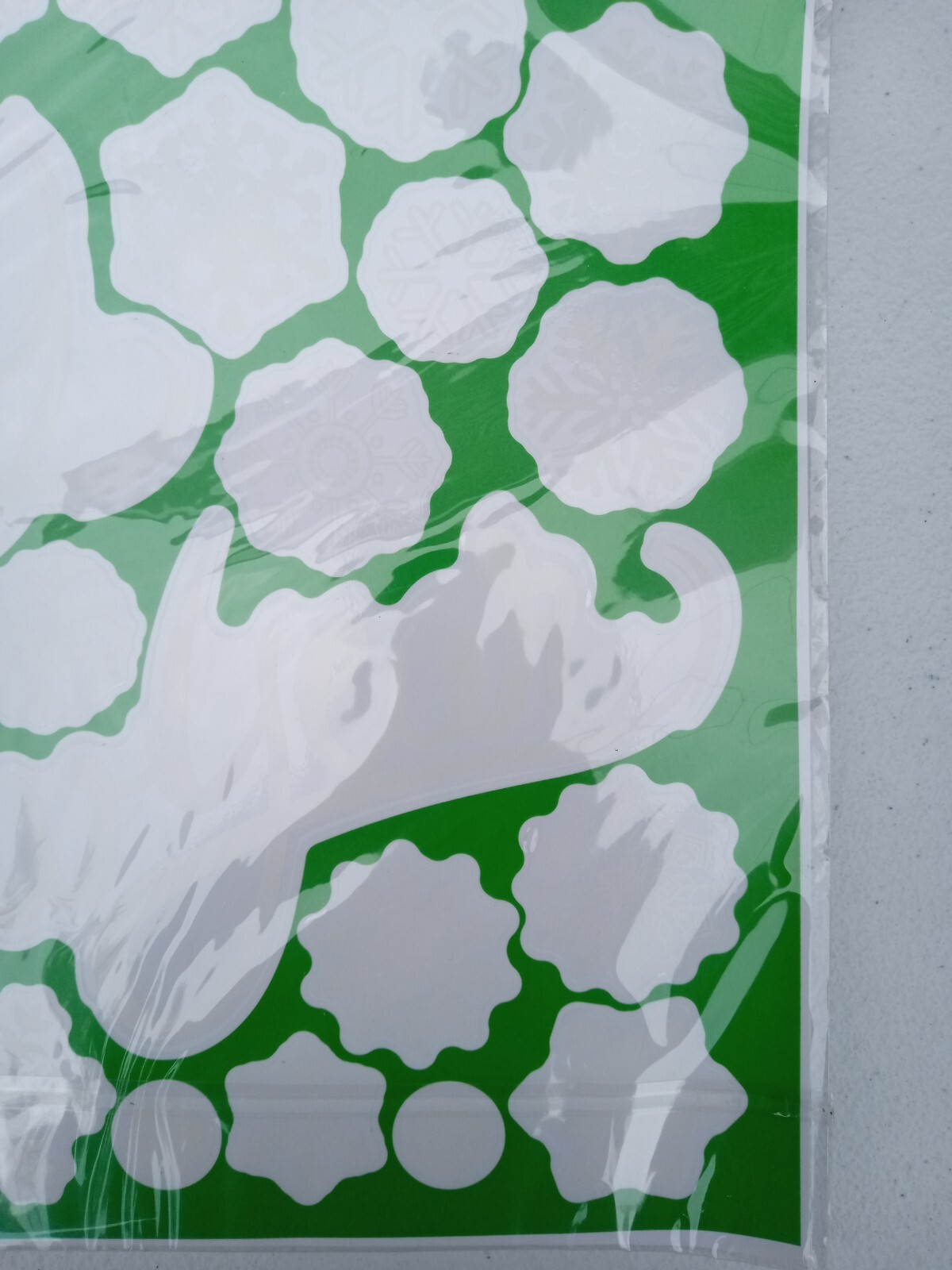 5 Pack Merry Christmas Happy New years Window Clings Snowflake Stickers TRL7#65