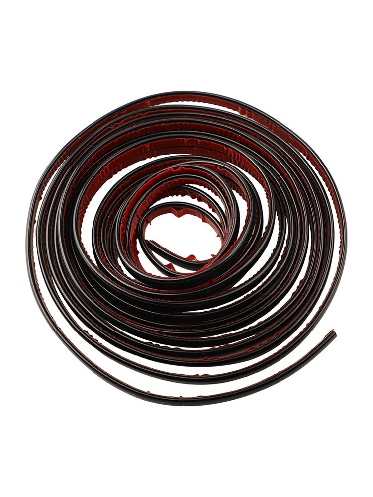Walls Made Beautiful with YinYang Design Protective Corner Strips 5M Long