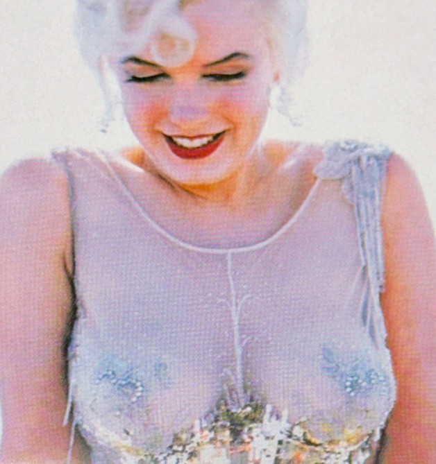 MARILYN MONROE STICKER✨💋✨❤️‍🔥✨💋✨VINTAGE✨3 3/8” x 2 5/8”✨SEXY✨CUTE✨HAPPY✨❤️💫