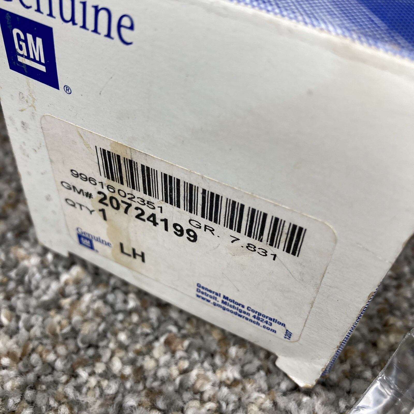 Molding – GM (20724199) LH1992-1997 Cadillac Seville NOS OEM RARE!
