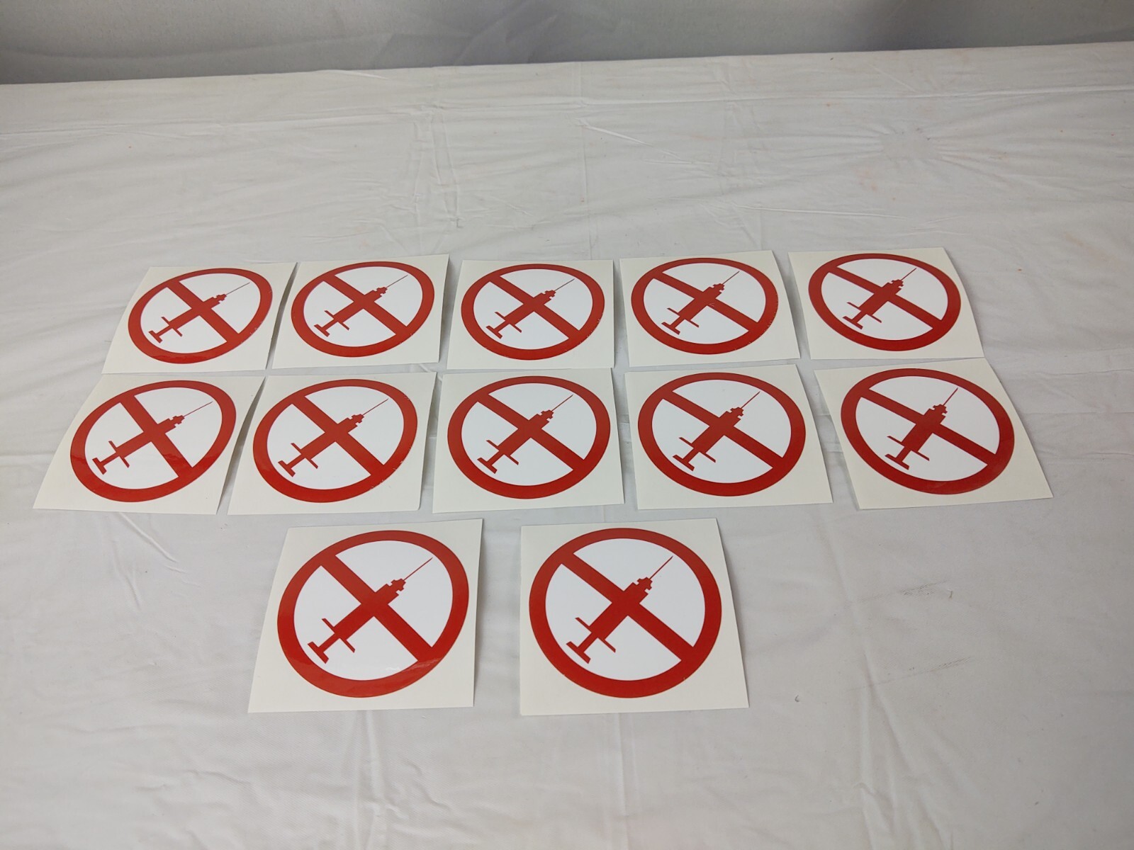 No Syringe Needles Round Trash Can Receptacle Stickers 12 Individual Stickers