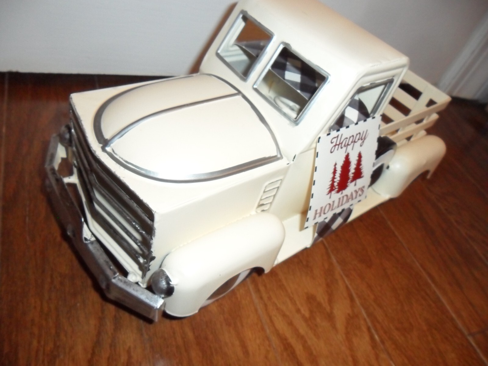 Beige Metal Truck Decoration Happy Hollidays Rustic Home Style