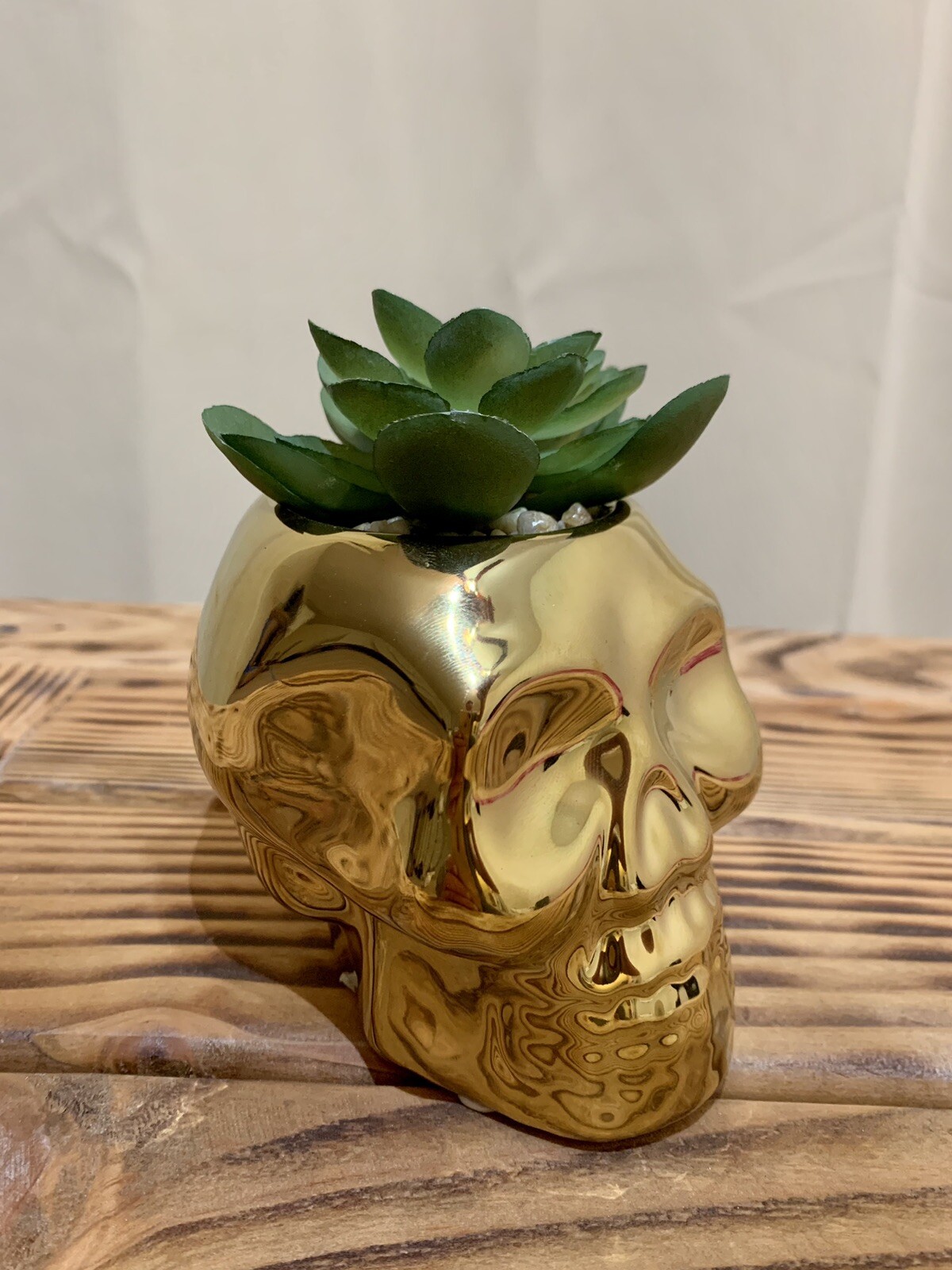 4.5×4.5 in gold skull with flower, new unused