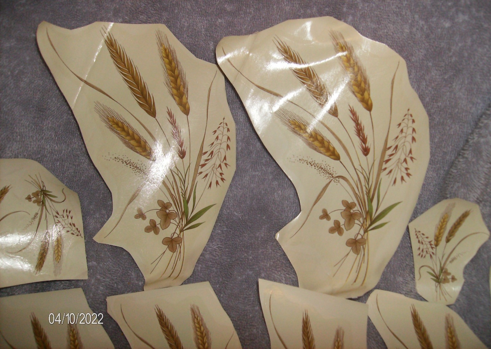 DELUXE WHEAT DECALS 8 PC 4 x 4 3/8" 2 PC 6 1/2 x 3 1/2" 4 PC 2 1/2 x 1 1/2" #1