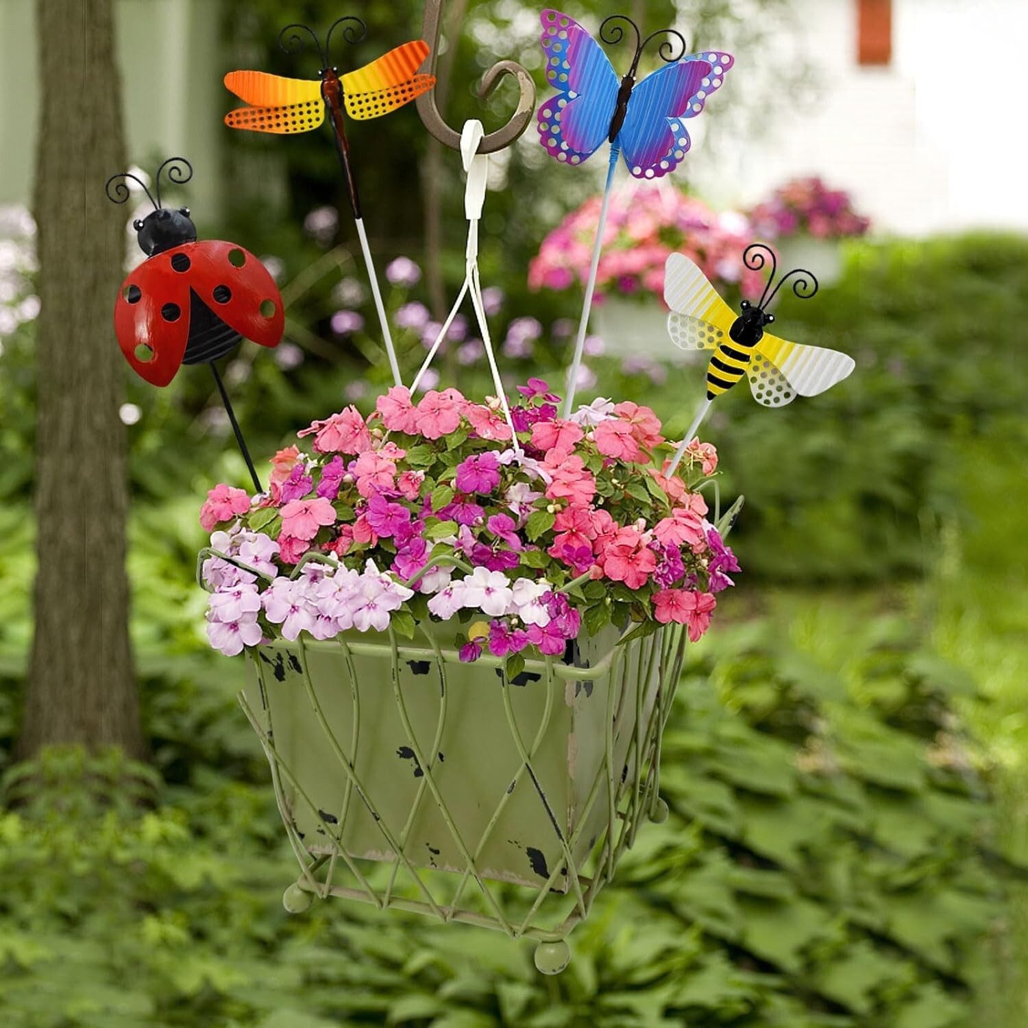 Metal Garden Stakes Set of 4 – Spring Decor Yard Sign Decorative (Insect)