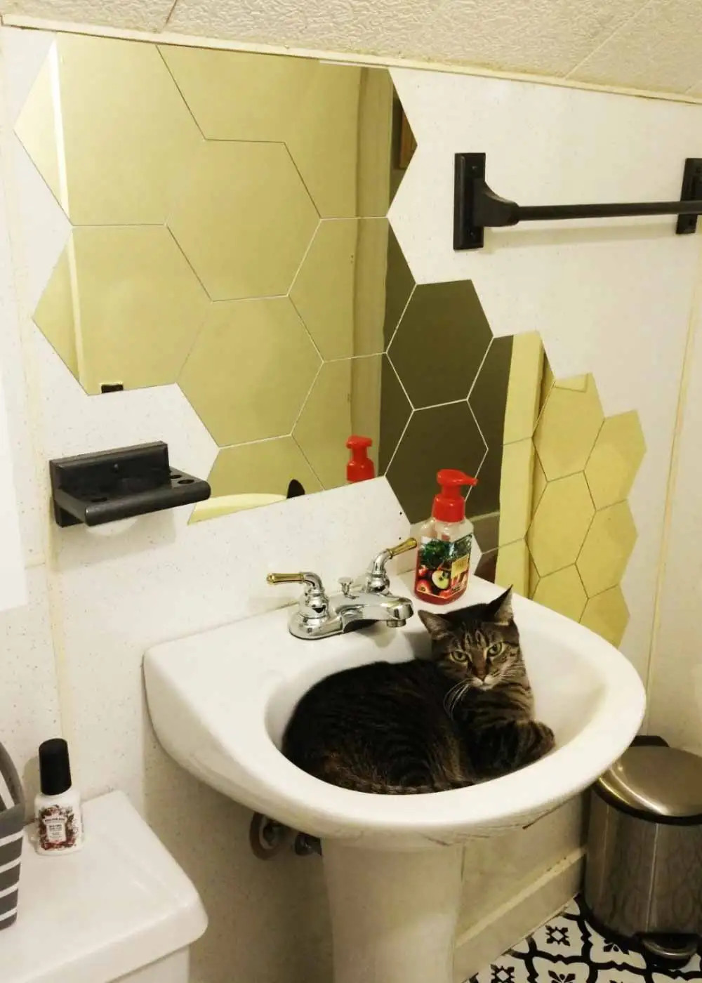 Hexagon Acrylic Mirror Wall Stickers Self Adhesive Tiles Room Home Decor Panels