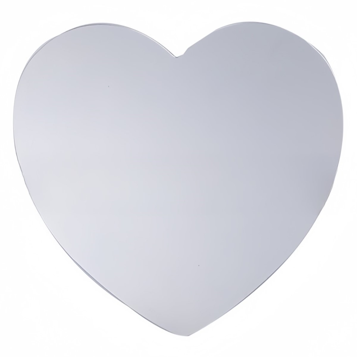 Elegant Heart Shaped Wall Mirror for Home Decoration and Aesthetic Appeal