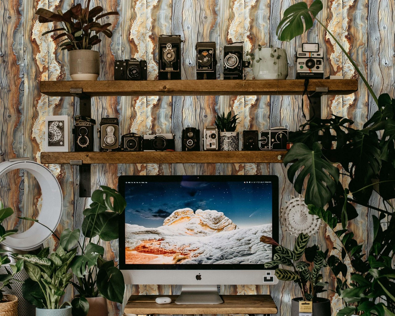 FLFK Rustic Wood Wallpaper,Peel and Stick Wood Grain Wall Mural for Living Ro…