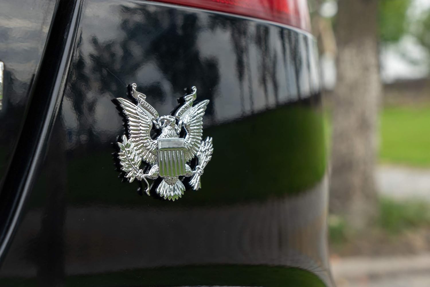 US Army Metal Car Emblem Sticker Decal – Silver Military Car Decal USA