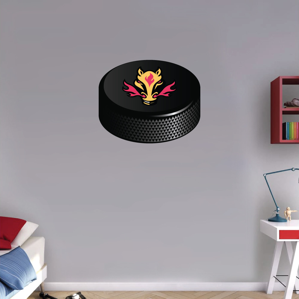 Calgary Flames Hockey Puck NHL Mascot Head Art Wall Decor Stiker – 12" or 25"