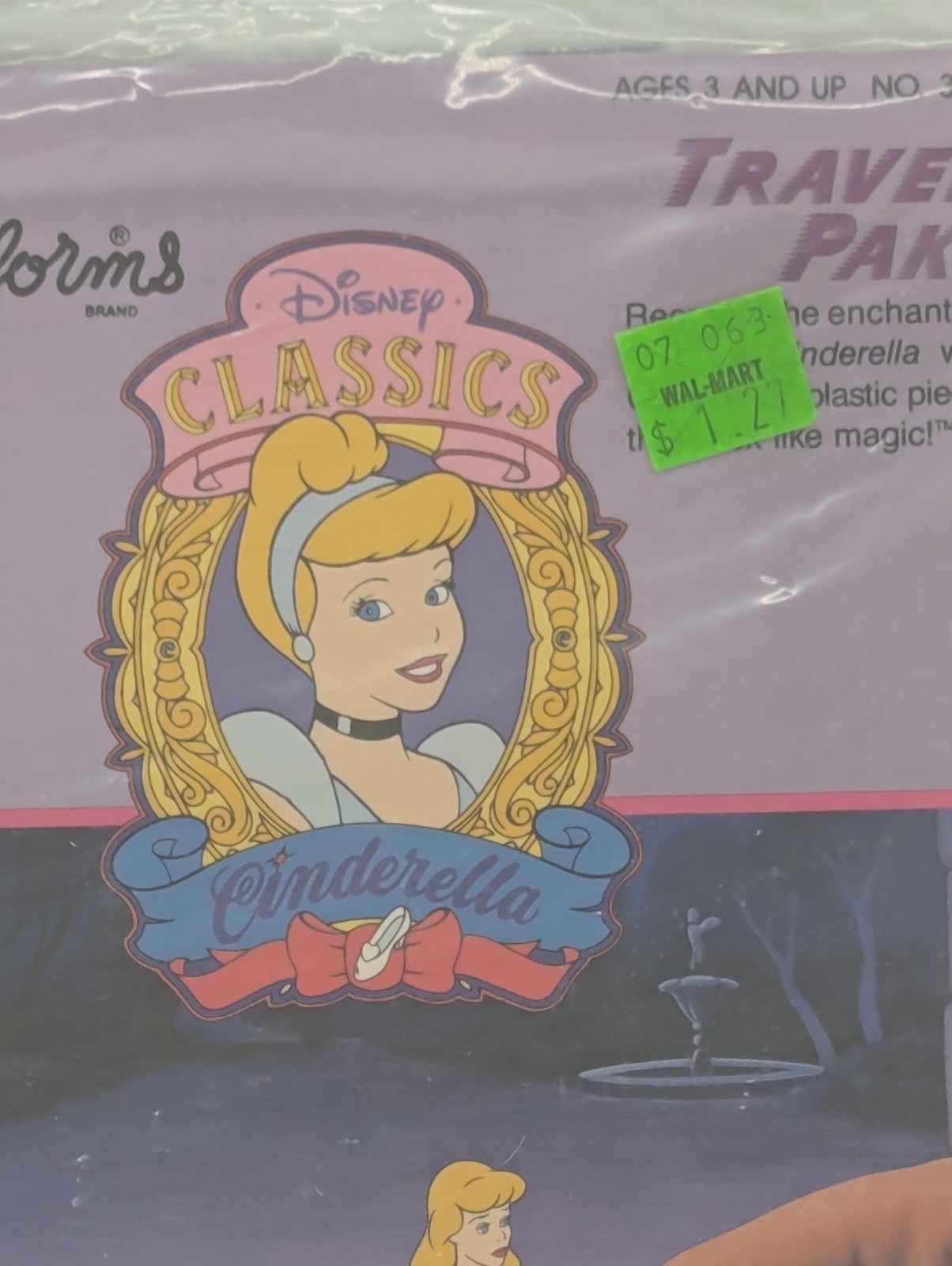 Colorforms Travel Pak Cinderella Princess Cling Scenes Reusable Fun Glitter