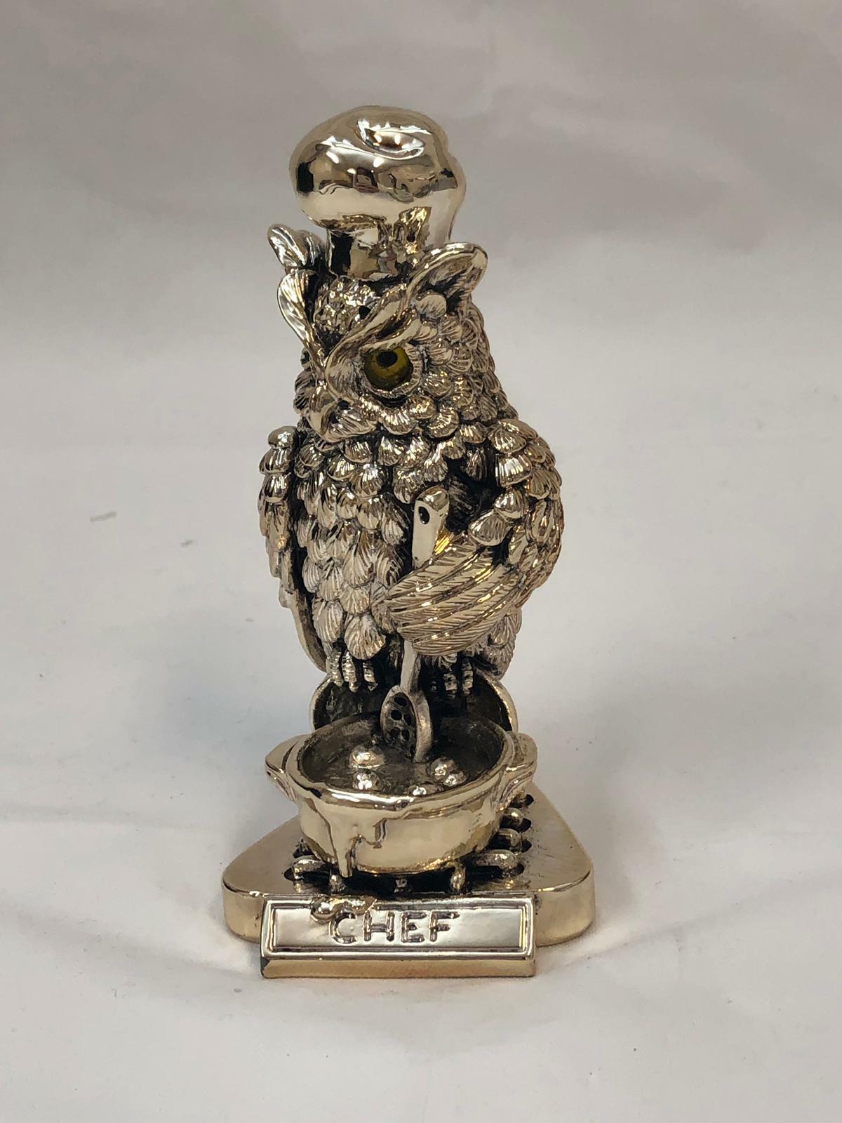 SILVER OWL ART DECOR with title CHEF
