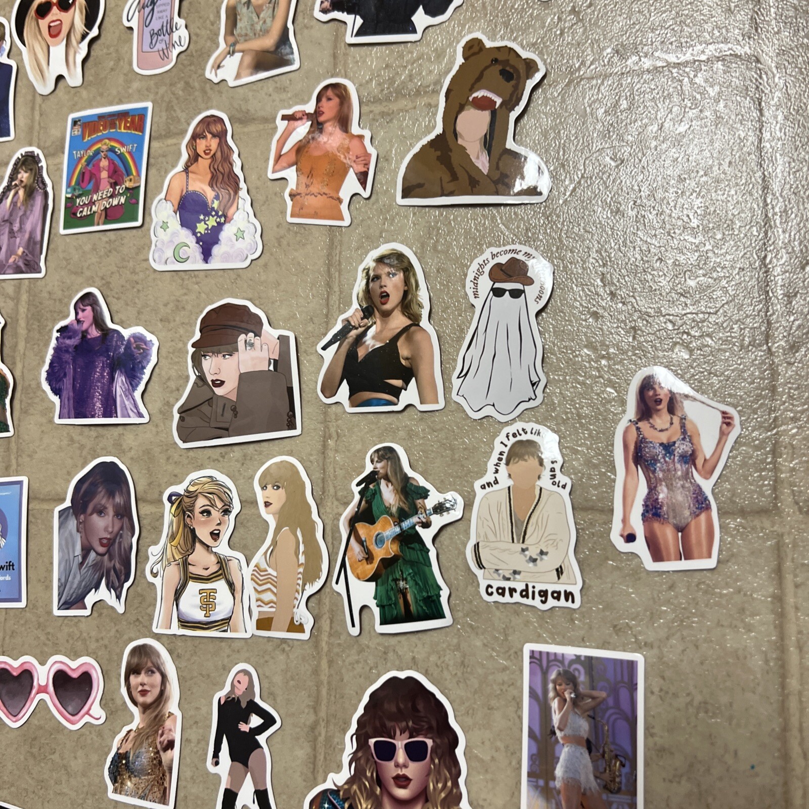 100 Piece Taylor Swift Stickers Laptop Luggage Decals Dope Wall Sticker Lot D