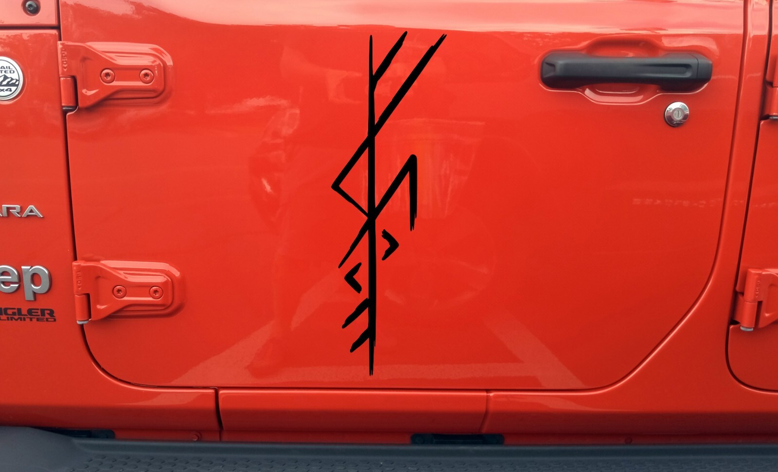 Freya Bindrune Vinyl Decal – Viking Goddess Love Norse Rune – Die Cut Sticker