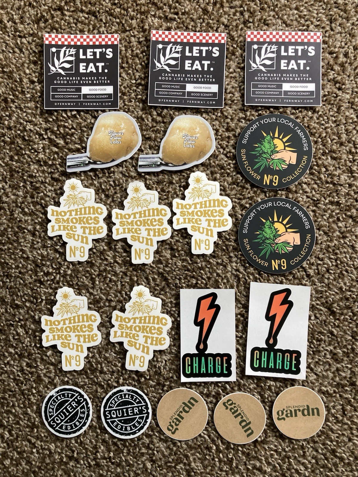 1/2 LB OF CANNABIS STICKERS/125+ DECALS/LOT OF PRODUCT, STRAINS & GROW STICKERS