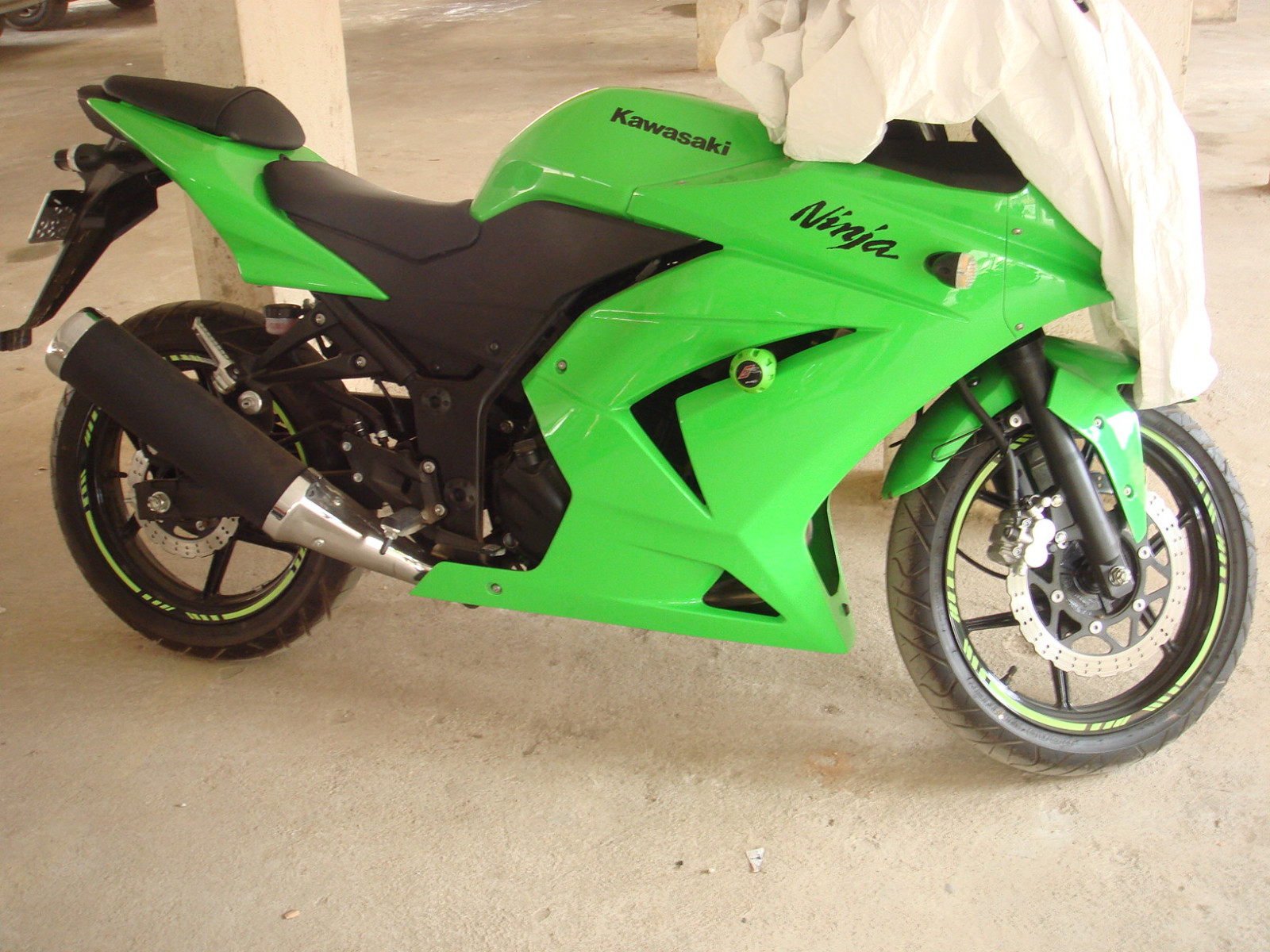 CUSTOM MOTORCYCLE RIM STRIPE WHEEL DECAL TAPE KAWASAKI NINJA 250 250R 500R 650R