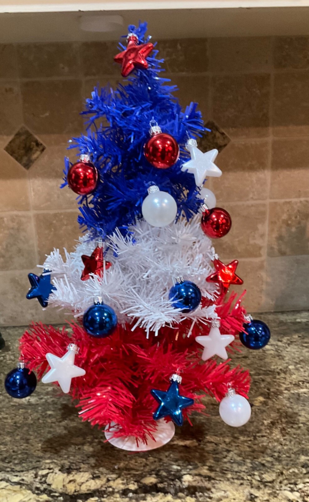 Novogratz Americana Red White Blue Tree with Ornaments- New in Box- Free Ship