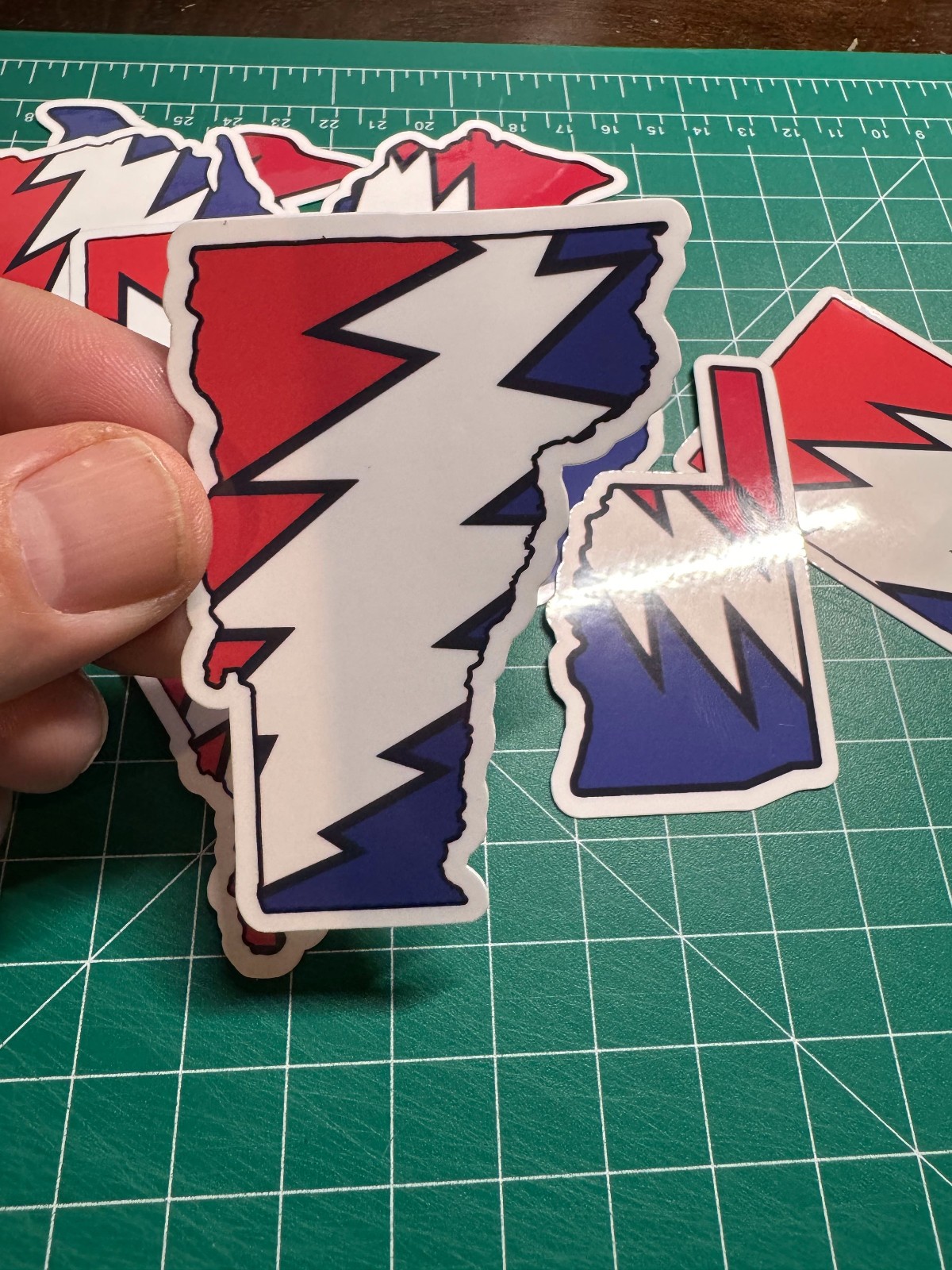 Vermont Stealie – Grateful Dead – Laminated Vinyl Sticker 2"x3"