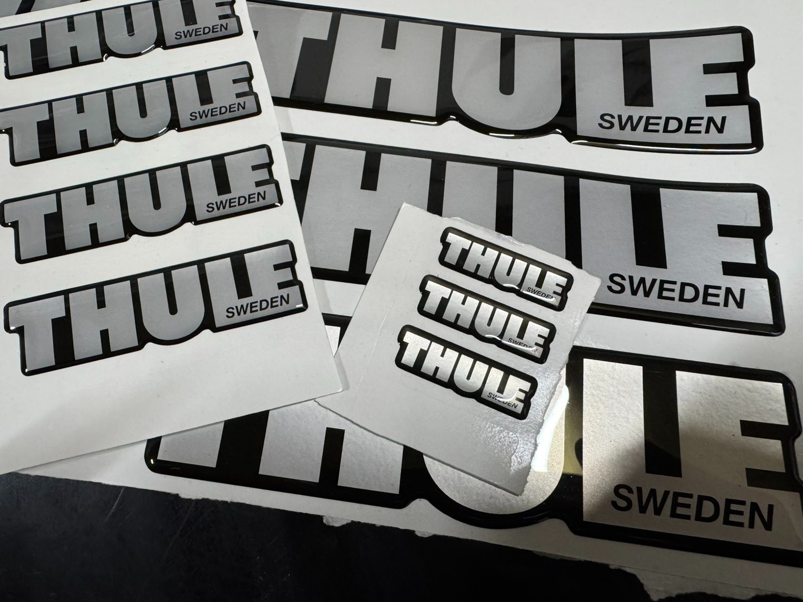 Thule roof rack stickers. Choose your color and size.