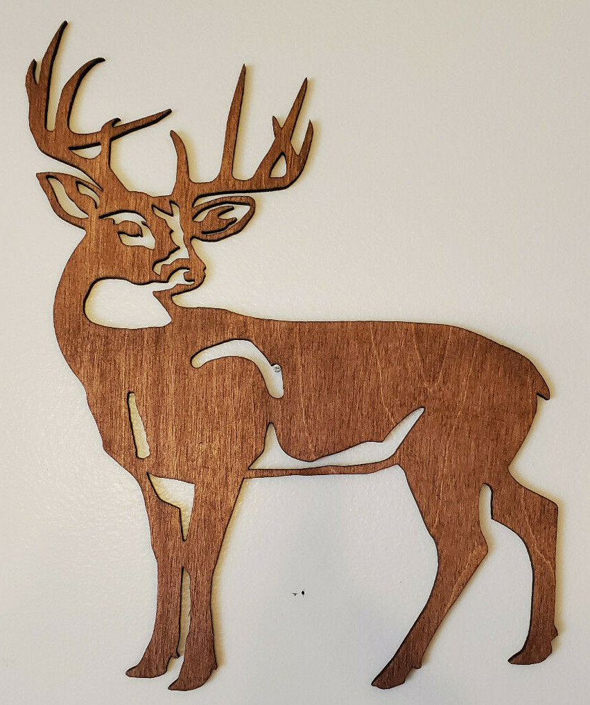 Beautiful Custom made Whitetail Buck accent for your picture arrangements.