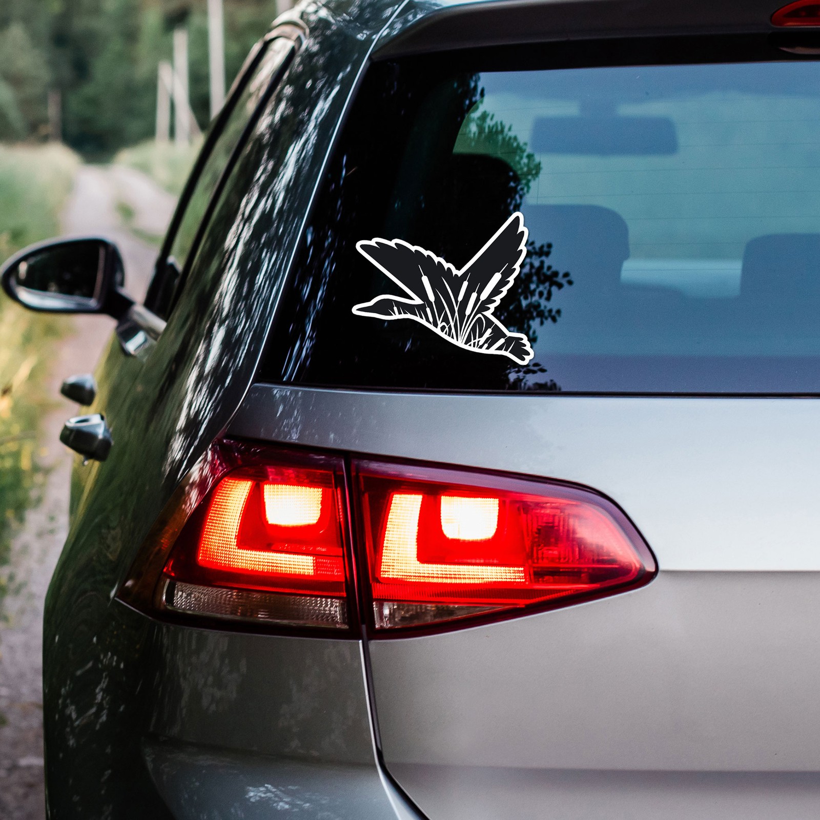 Duck Goose Marsh – Vinyl Decal Sticker – Car Window Laptop – ebn11911