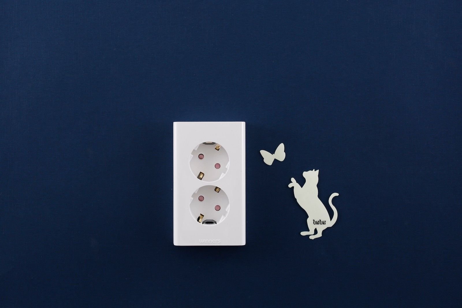 UKIUKI Cat Luminous Wall Stickers – DIY Ultra Cute Lovely Home Decor Decals