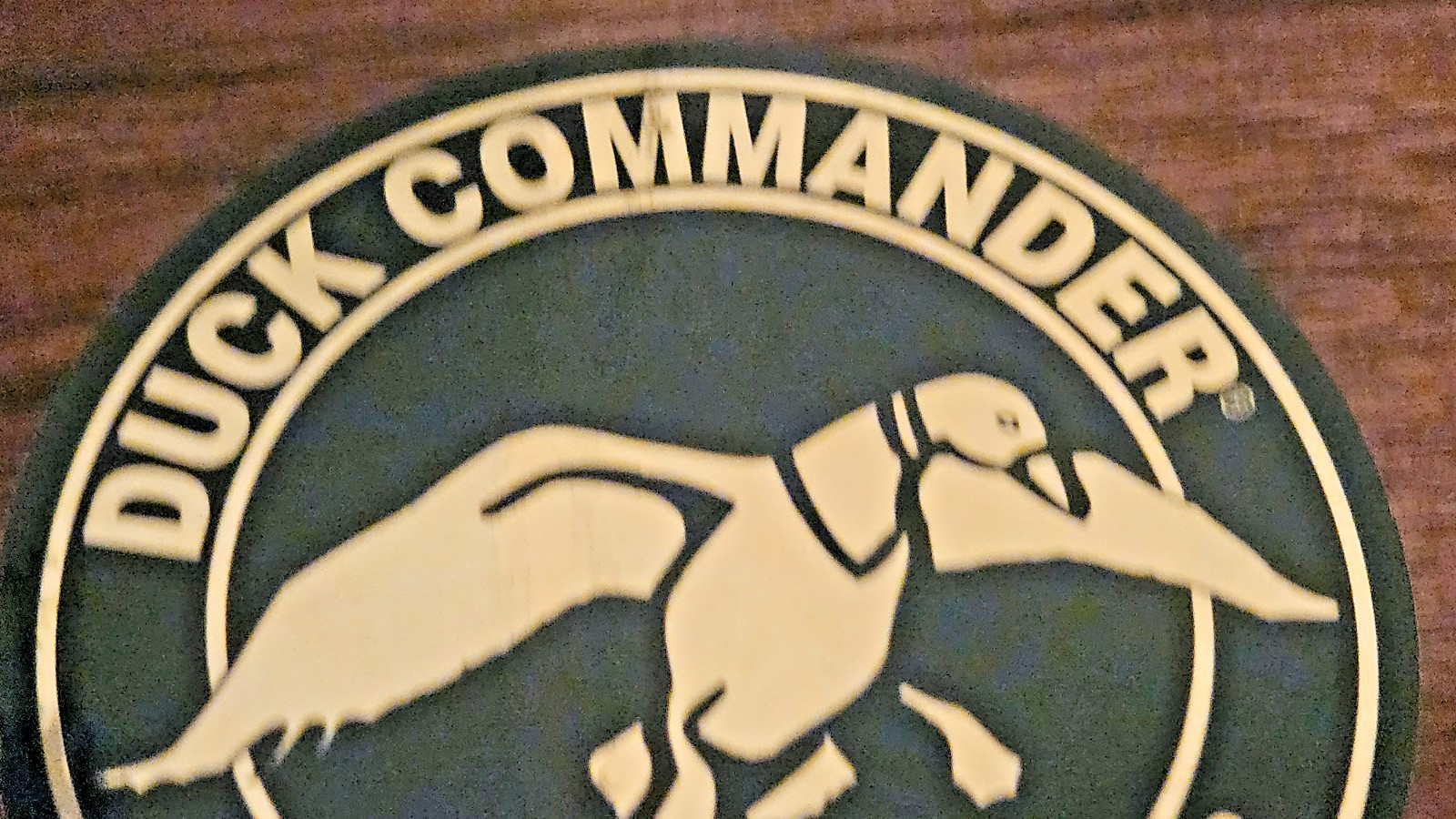 Duck Commander Classic 4 inch decal green established 1972 phil robertson