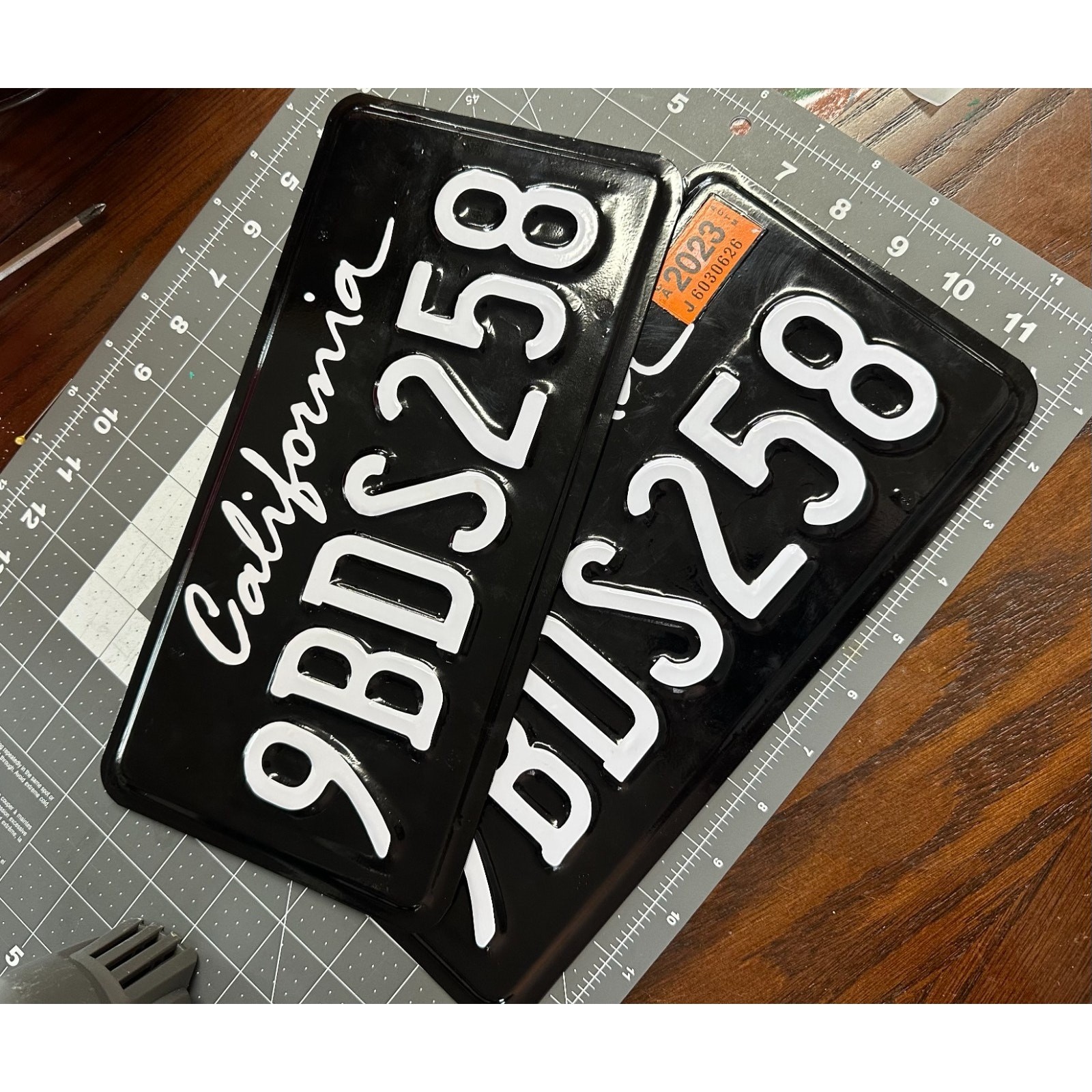 Gloss California Plate Wrap DIY Kit (DIFRENT COLORS AVALIABLE ) KIT 2 PLATES