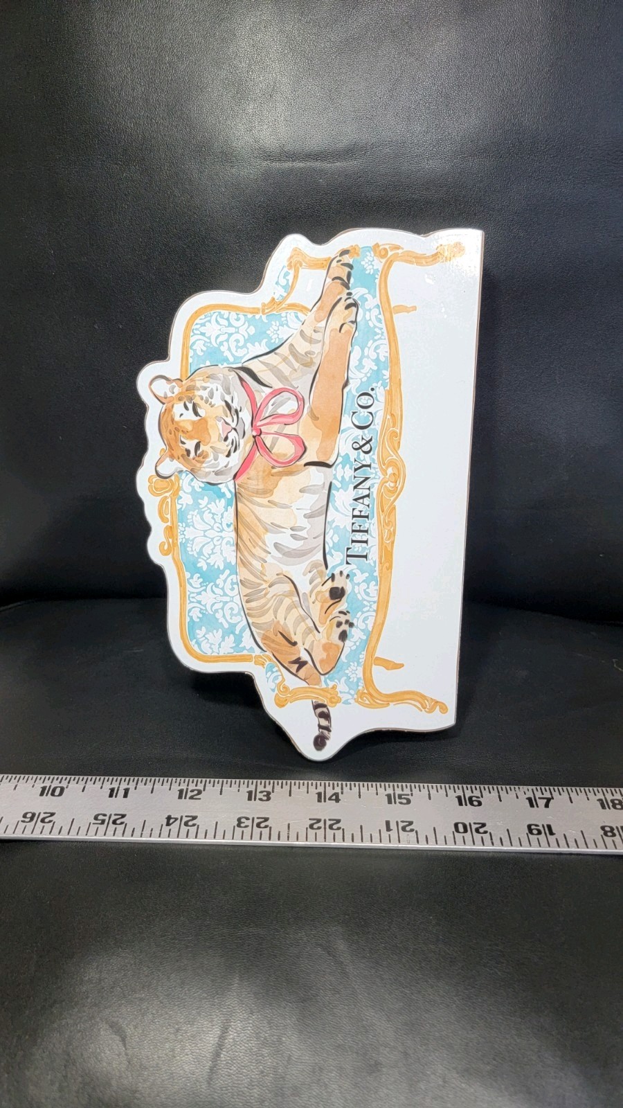 Tiffany & Co Wooden Sign Home Decor Meditating Tiger with Pink Bow 8" x 5" X 1"