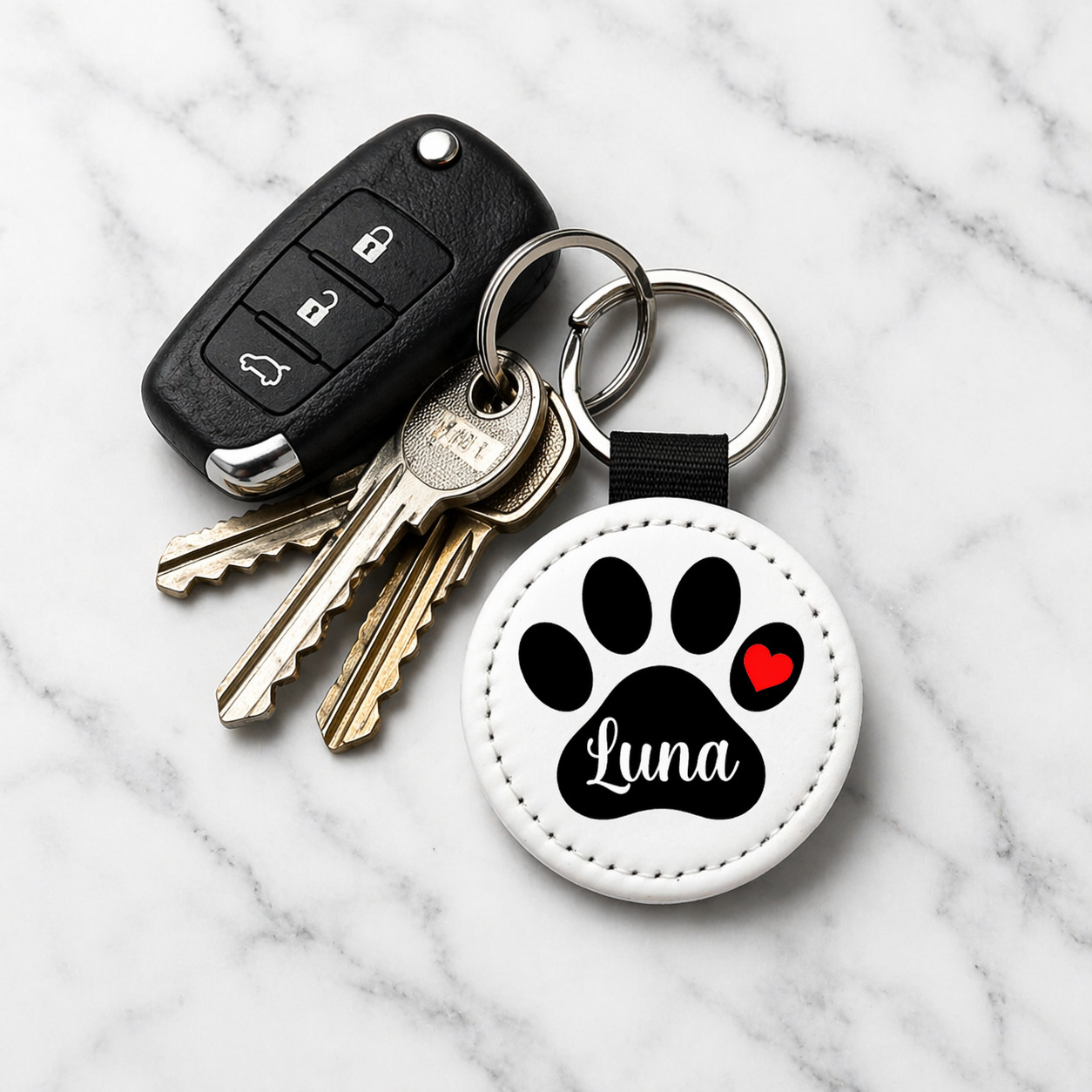Custom Pet Name Paw Print Keychain for Dogs & Cats– Custom Pet Name Tag
