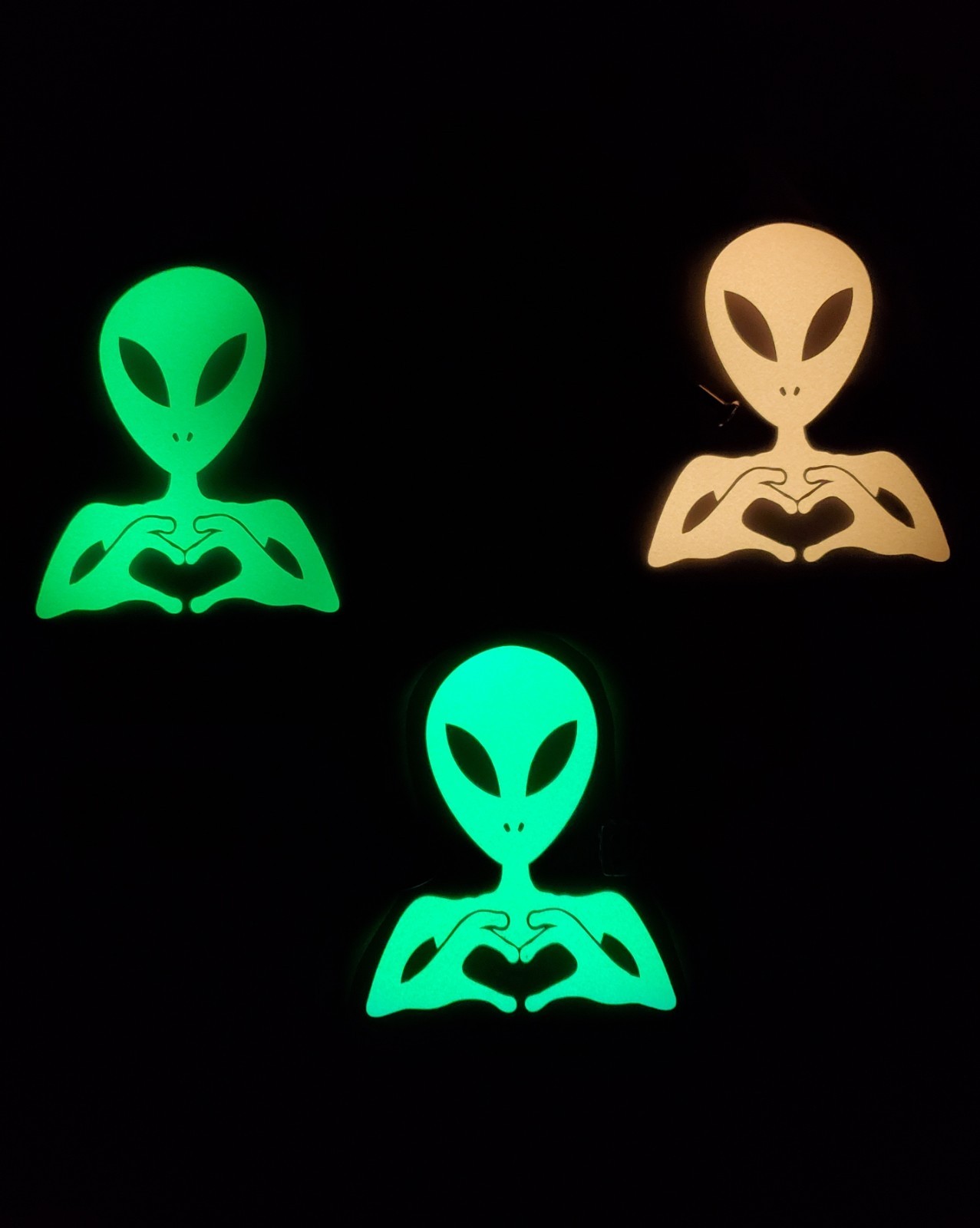 Glow In The Dark Vinyl Decals Heart Symbol Alien Medium Size Lit Studios New