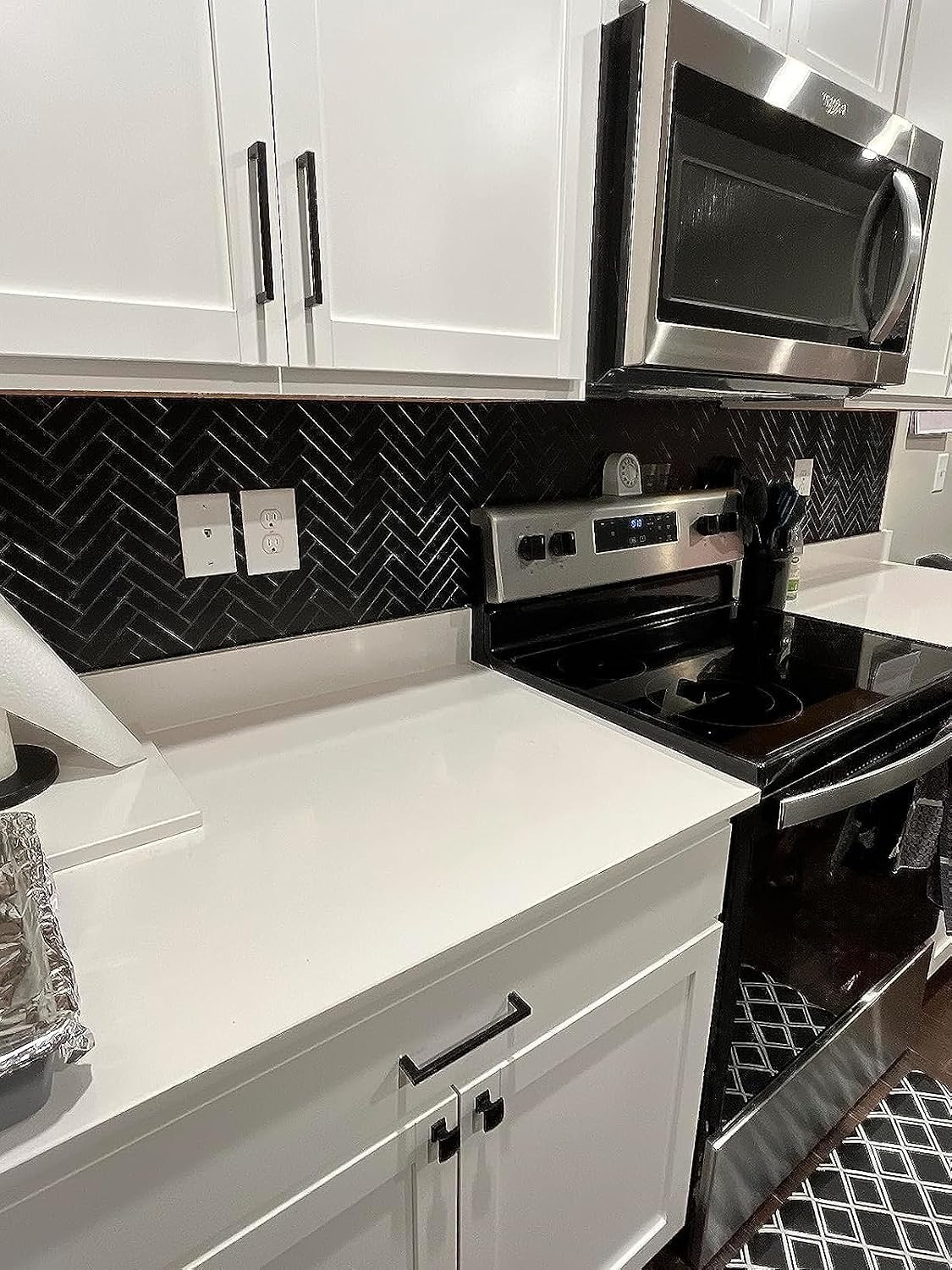 Peel and Stick Black Chevron Backsplash Tiles for Kitchen & Bathroom – 12 Sheets