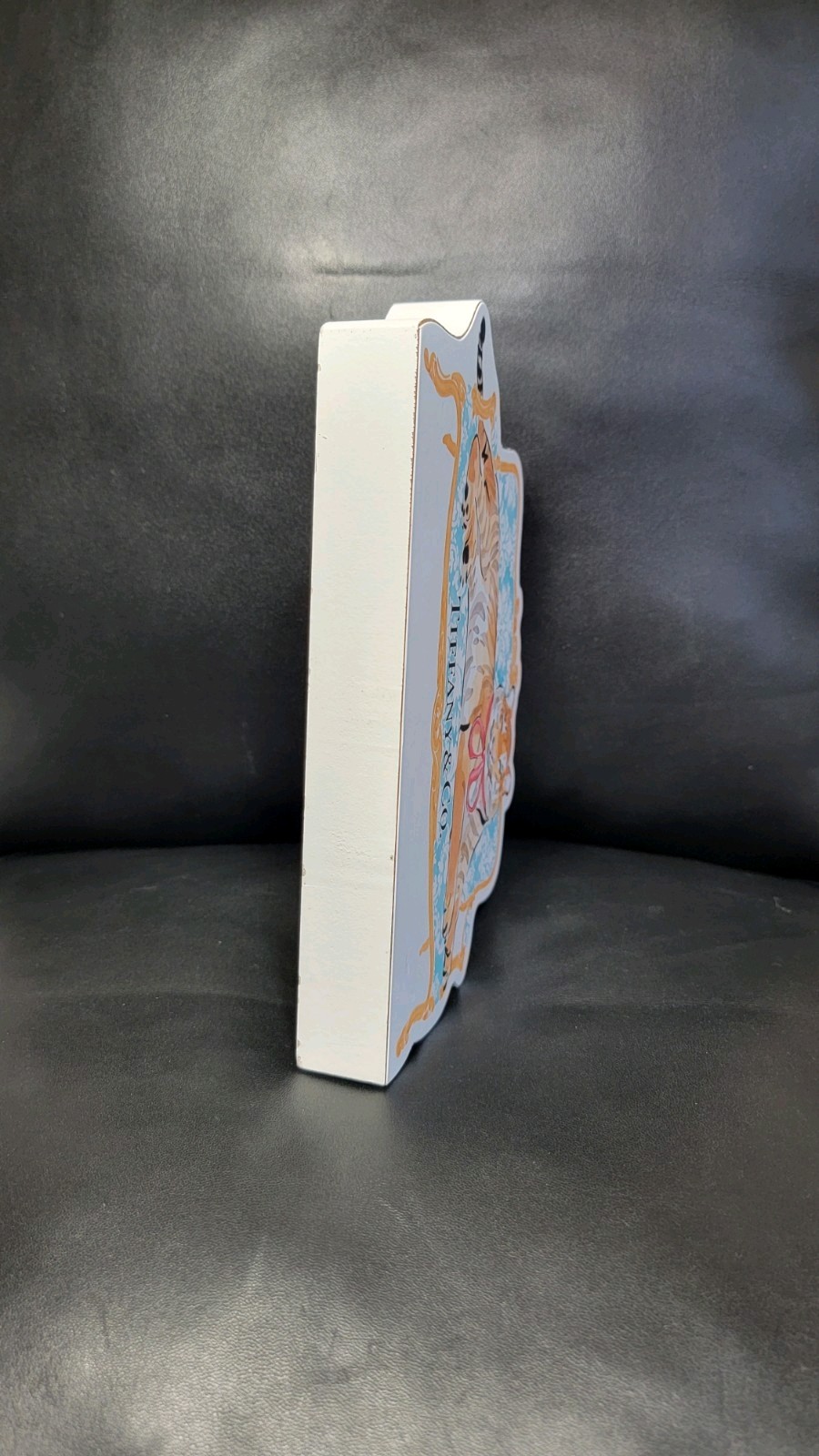 Tiffany & Co Wooden Sign Home Decor Meditating Tiger with Pink Bow 8" x 5" X 1"