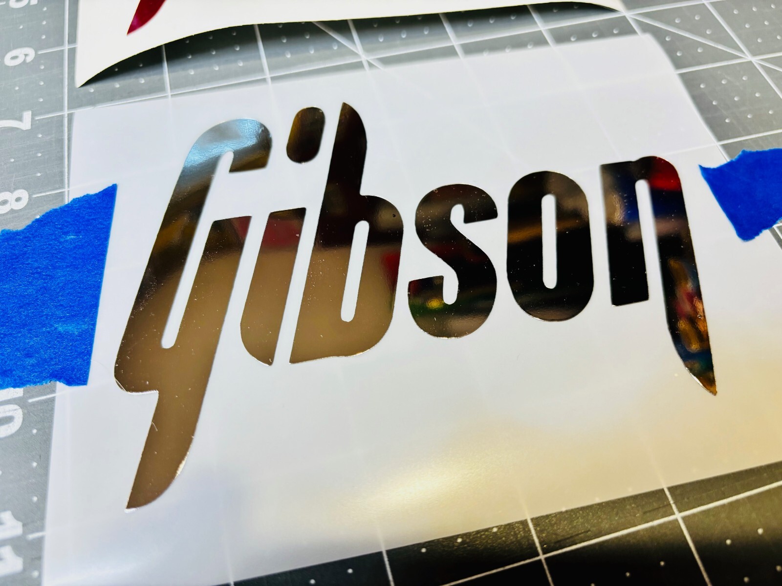 Gibson Die Cut Vinyl Decal – MANY Sizes & Colors FREE Ship Guitars Music Rock