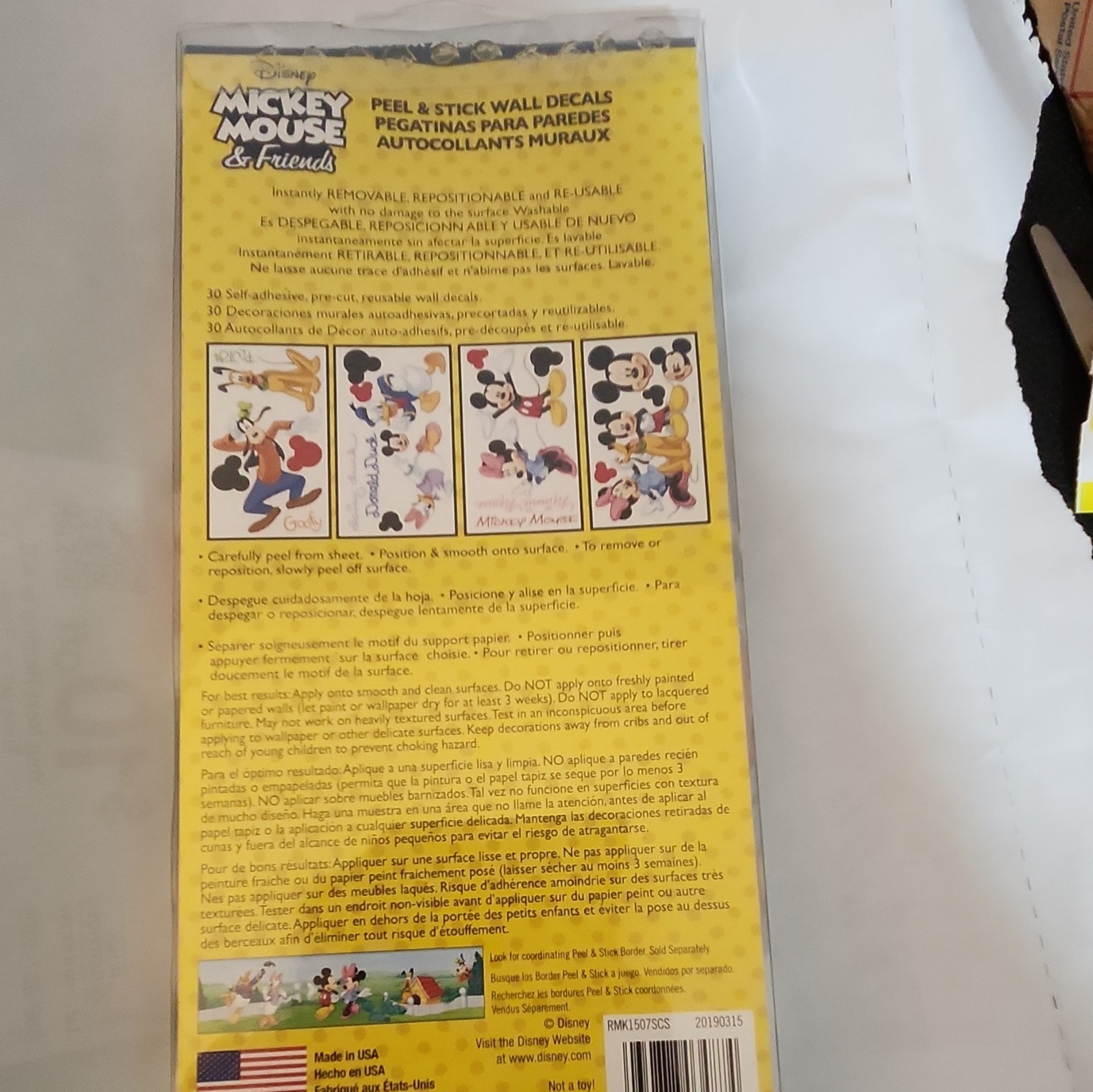 Disney Mickey Mouse & Friend Peel & Stick Wall Decal 30 kid Removable new