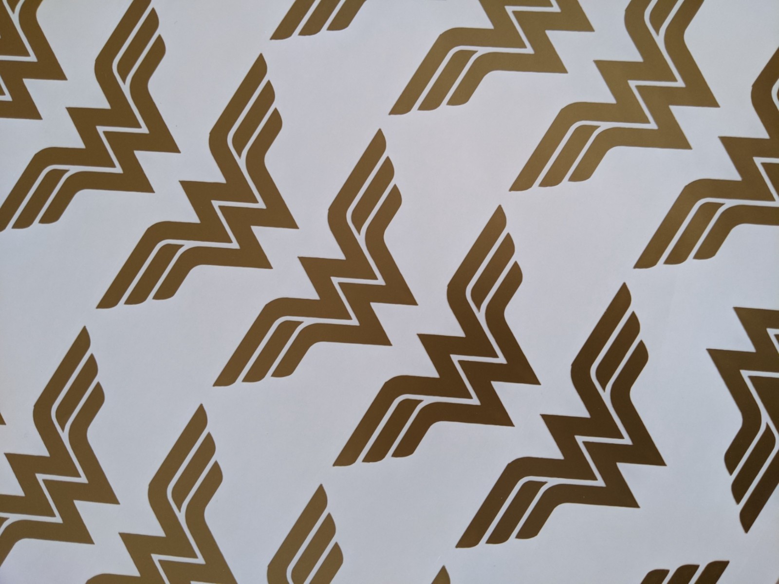 2 Pack gold wonder woman decal sticker diecut Superhero Vinyl Car Wall Laptop US