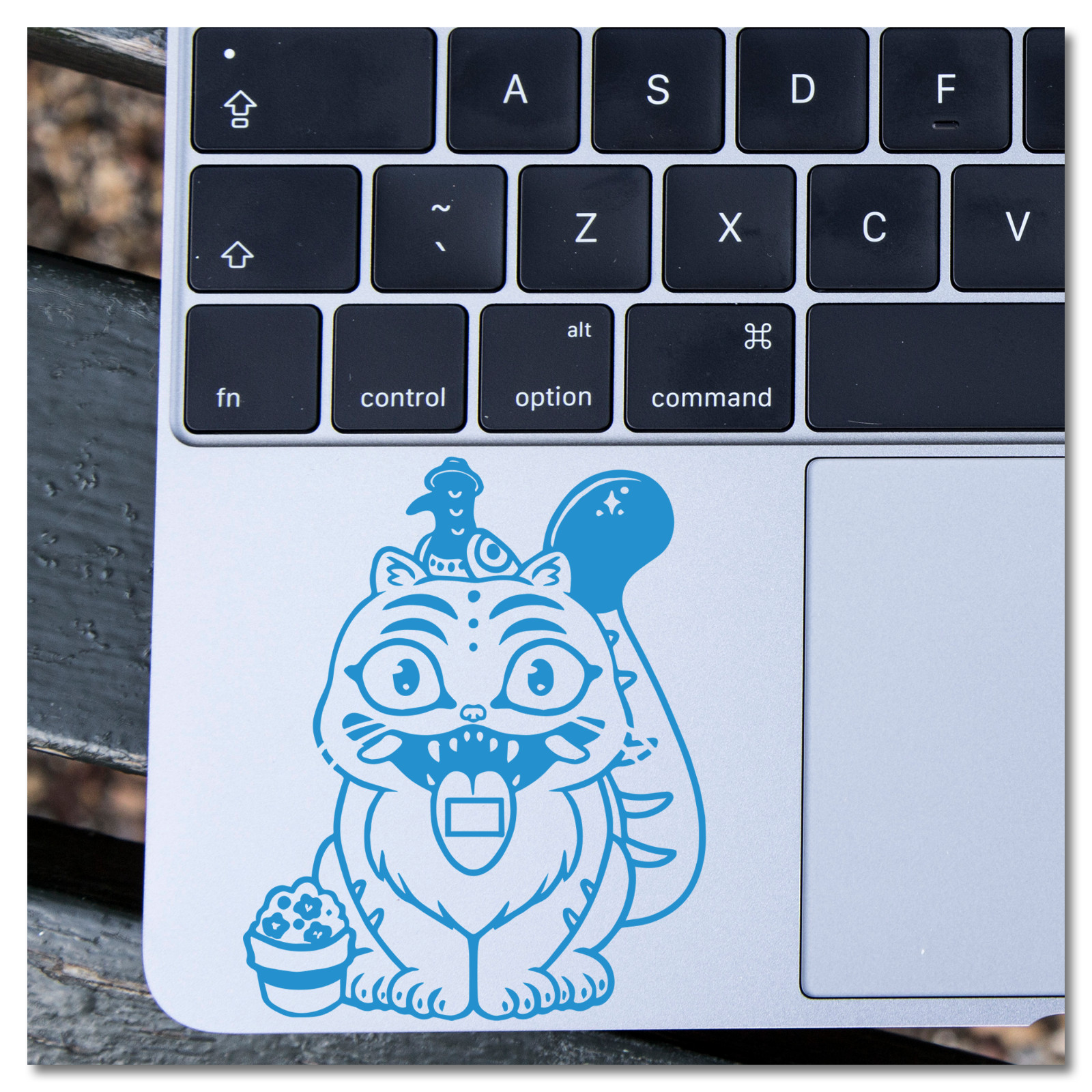 6" K-Pop Demon Hunters Derpy Tiger & Sussie Vinyl Decal Sticker