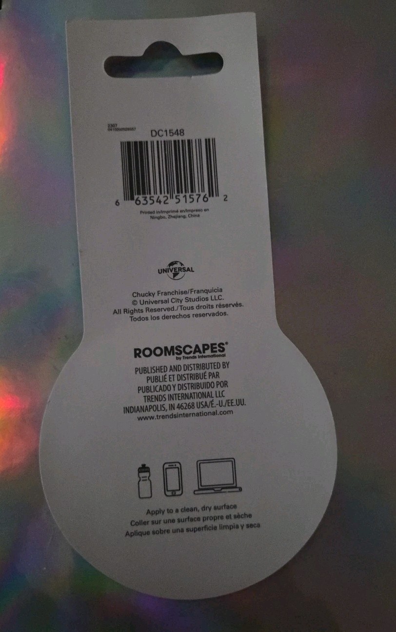 ROOMSCAPES CHUCKY DECAL Trends International GIVE ME THE BOY!