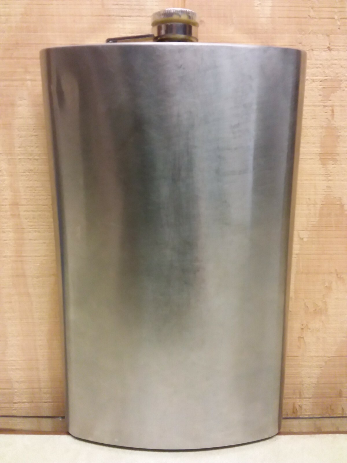 Gan 304 10-3/4"× 6-3/4"×1-5/8" Jumbo 64oz Stainless Steel Travel Canteen Flask