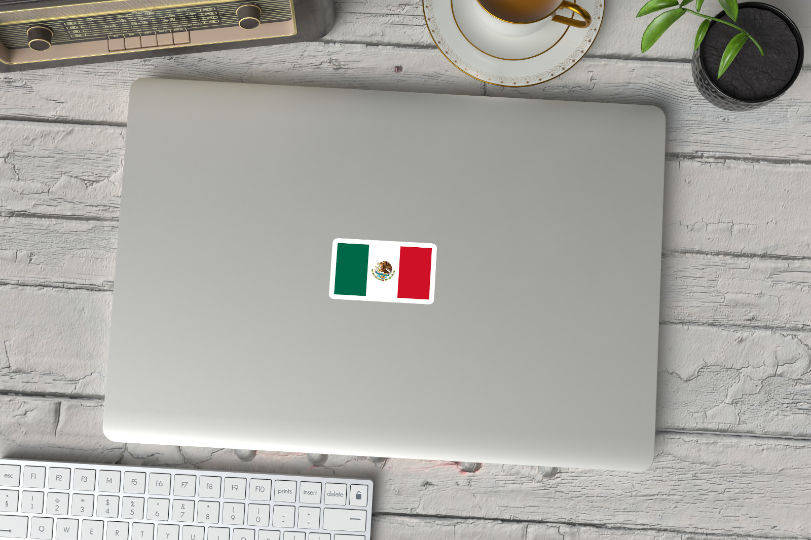 6-Pack Vibrant Mexico Flag Stickers – Durable Vinyl for Cars, Laptops, Windows