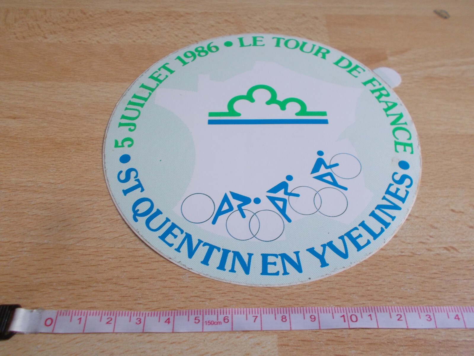 Sticker Cycling – The Tour de France – St Quentin IN Yvelines – 1986