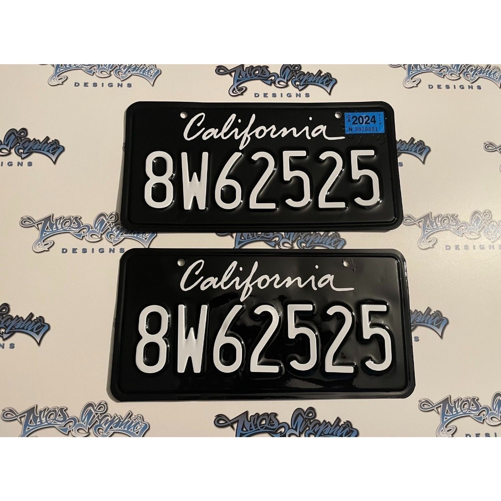 Gloss California Plate Wrap DIY Kit (DIFRENT COLORS AVALIABLE ) KIT 2 PLATES
