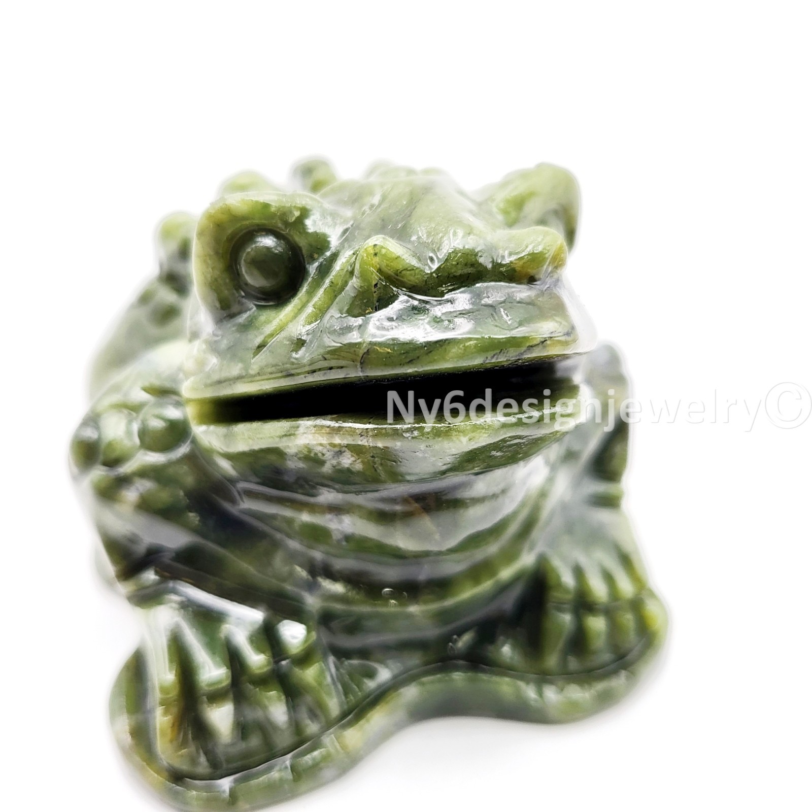Feng Shui Money Frog Jade Statue – Three Legged Toad of Wealth, Lucky Money Frog