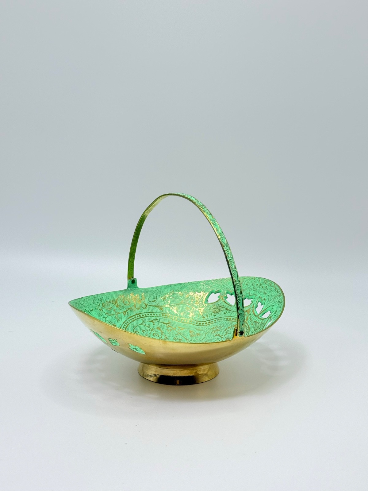 Vintage Green Copper Basket 🪔 Decorative Bowl with Handle