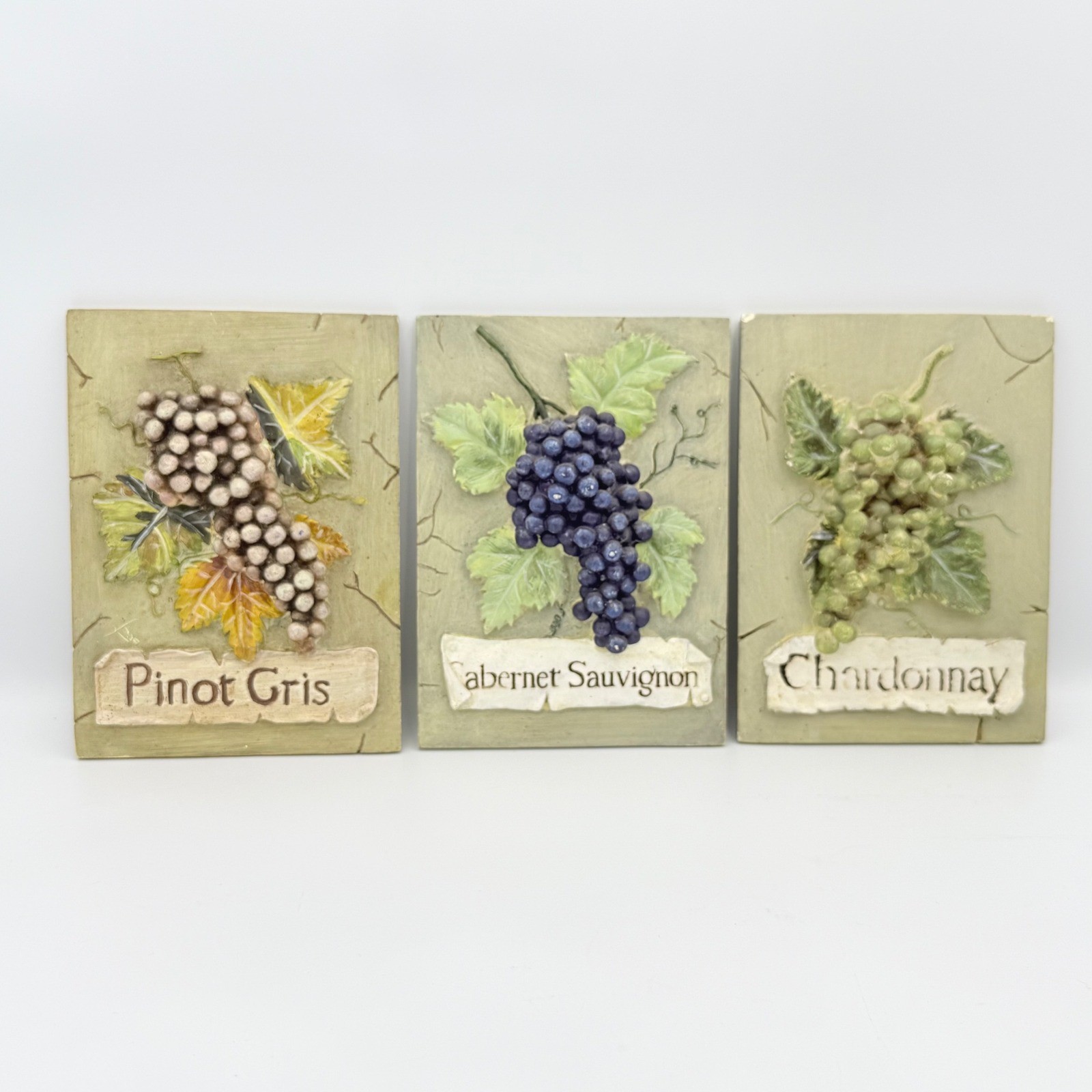 Vintage Wine Grape Wall Plaques Set Pinot Gris Chardonnay Cabernet Decor